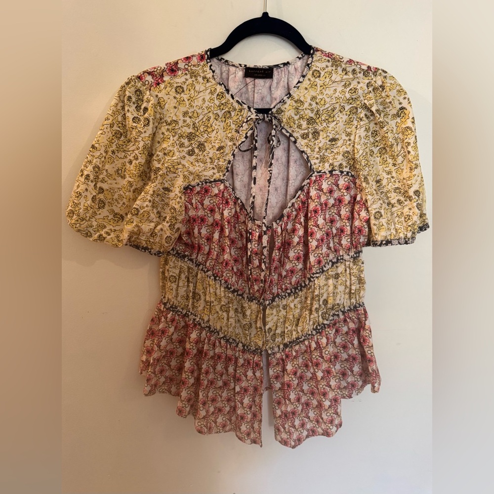 Current Air. Floral Patchwork Blouse. NWOT SZ Sm